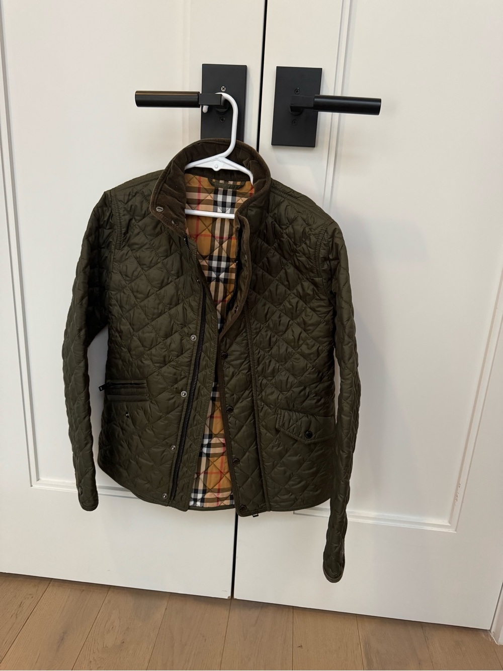 Burberry Olive Green Quilted Kids Jacket with Signature Check Lining